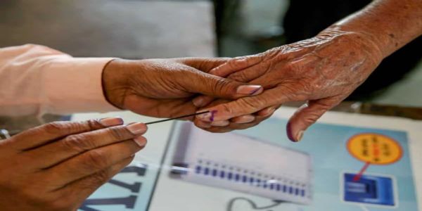 लोकसभा निवडणूक : पहिल्या टप्प्यात सरासरी 60 टक्के मतदान