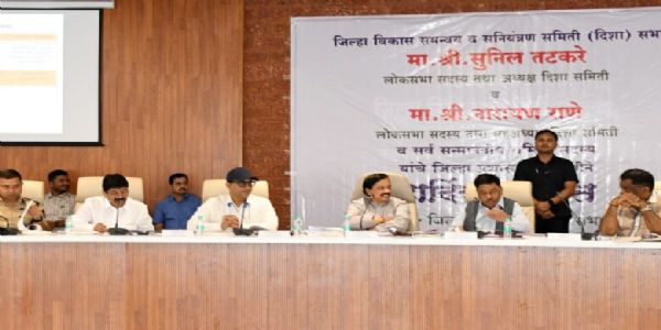 रत्नागिरी : शेतकऱ्यांना फसविणाऱ्या विमा कंपन्यांविरुद्ध गुन्हा दाखल करा - सुनील तटकरे