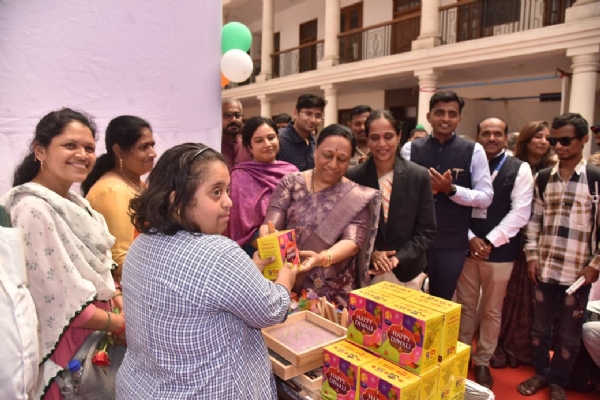 दिव्यांगांच्या योजनांचा लाभ देण्यासाठी विशेष शिबीर
