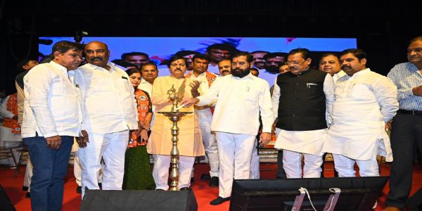हंबरडा फोडायची भाषा केली तरी साथ मिळणार नाही - एकनाथ शिंदे