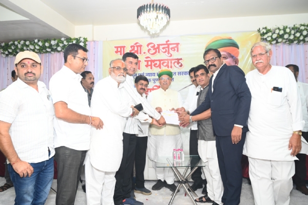 मंत्र्यांशी चर्चा करून नाशिक राजस्थान रेल्वे कनेक्टिव्हिटीचा प्रश्न मार्गी लावणार ; केंद्रीय मंत्री अर्जुन राम मेघवाल
