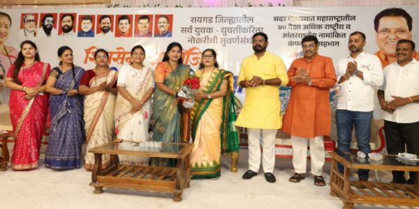 राजा केणी यांच्या पुढाकारातून यशस्वी रोजगार मेळावा; युवकांचा उत्स्फूर्त सहभाग