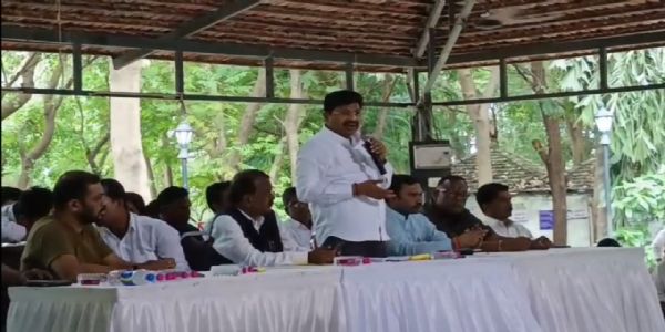 पालघर जिल्ह्यात आदिवासी आरक्षणासाठी ‘उलगुलान वादळ’ आंदोलन
