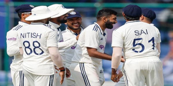 भारतीय संघ दिल्ली कसोटी जिंकण्यपासून 58 धावा दूर
