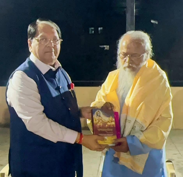 Padmashree Girish Prabhune