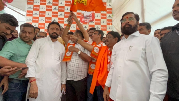 डहाणूत राजकीय भूकंप : अनेक मान्यवरांचा शिवसेनेत प्रवेश