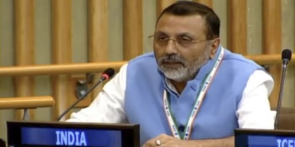 पाकने उपदेश न करता सीमेपलीकडे महिला आणि मुलांना लक्ष्य करणे थांबवावे - निशिकांत दुबे