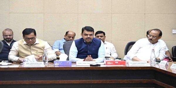 ‘इंडिया मेरीटाईम वीकसाठी केंद्राने मुंबईत कायमचे केंद्र उभारावे - मुख्यमंत्री