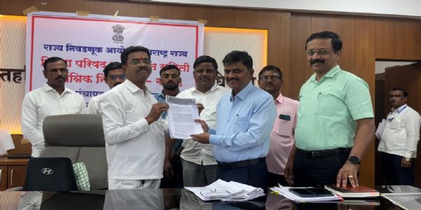 रायगड -सावळे गावात पाणीटंचाईमुळे साखळी उपोषणाची हाक