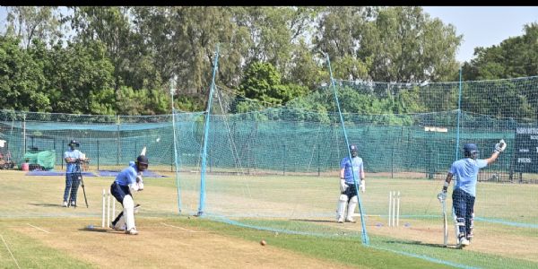 सी के नायडू ट्रॉफी साठी सौराष्ट्र व महाराष्ट्र क्रिकेट संघांचा जोरदार सराव
