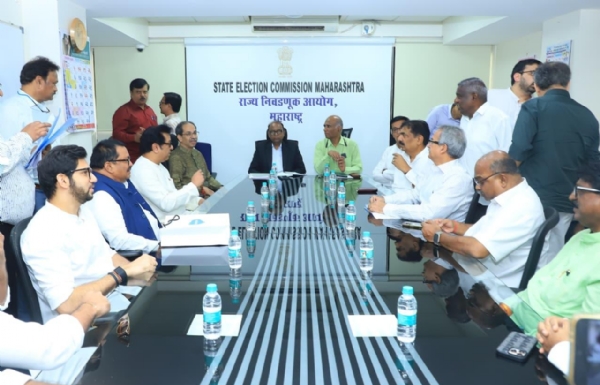 सर्वपक्षीय शिष्टमंडळ निवडणूक आयोग भेट