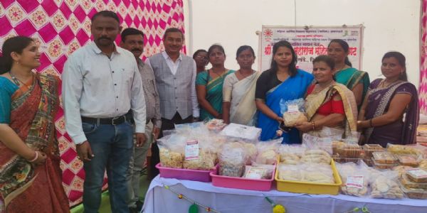 अमरावती : महिला बचतगटांच्या दिवाळी फराळाला प्रोत्साहन द्यावे – संजिता महोपात्र