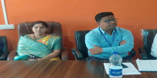 लातूर - अंकुलगा राणी : चित्रकला काकडे उपसरपंचपदी बिनविरोध