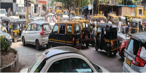 रायगड : नवेल शहरात दिवाळीच्या पार्श्वभूमीवर तातडीच्या वाहतूक उपाययोजनांची मागणी