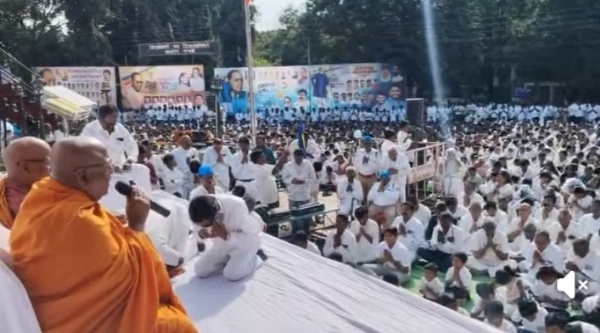 धम्मचक्र अनुप्रवर्तन दिनानिमित्त परभणीत डॉ. बाबासाहेब आंबेडकरांना अभिवादनासाठी भीमसागर उसळला