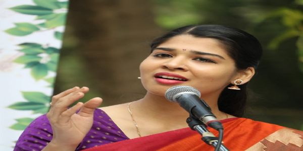 रत्नागिरी : खल्वायनची दिवाळी पाडवा मैफल गोव्याची मुग्धा गावकर रंगवणार