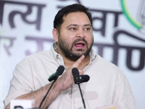 तेजस्वी यादव