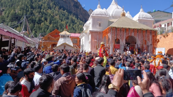 हिवाळ्यासाठी गंगोत्री धामचे दरवाजे बंद