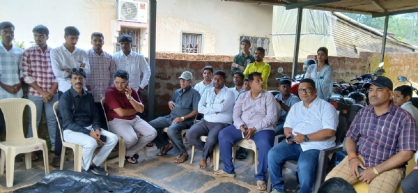 विठ्ठलवाडी गणेश मंडळाची आदिवासी पाड्यावर आनंदाची दिवाळी