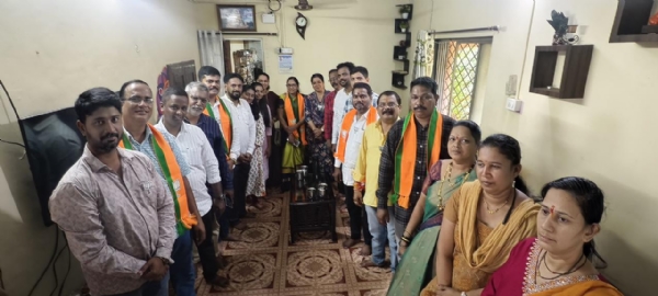 भाजपकडून दिवाळी शुभेच्छांबरोबरच नागरिकांशी संवाद