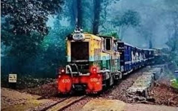 ‘नेरळ–माथेरान मिनी ट्रेन’ पुन्हा रुळावर!