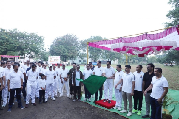 परभणीत ‘वॉक फॉर युनिटी’ रॅलीस उत्स्फूर्त प्रतिसाद