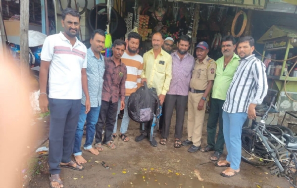 नांदेड पोलिसांचे हे त्वरित व जनसेवक कार्य प्रशंसनीय! नांदेड पोलिसांचे हे त्वरित व जनसेवक कार्य प्रशंसनीय!