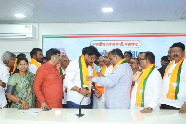 निवृत्त उपसंचालक श्री.भाऊसाहेब तुपे पाटील,