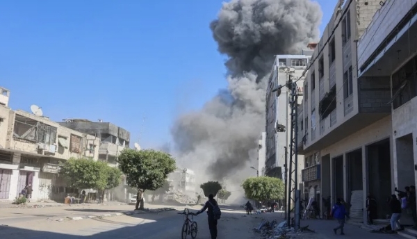 इस्रायलचा गाझावर पुन्हा एकदा हवाई हल्ला