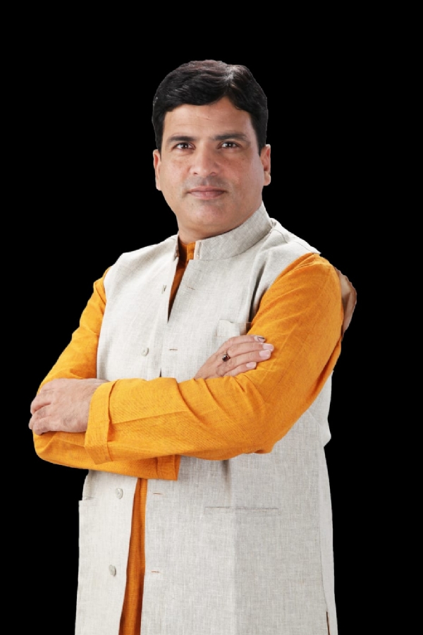 गडचिरोली जिल्हा सह -पालकमंत्री ऍड. आशिष जयस्वाल