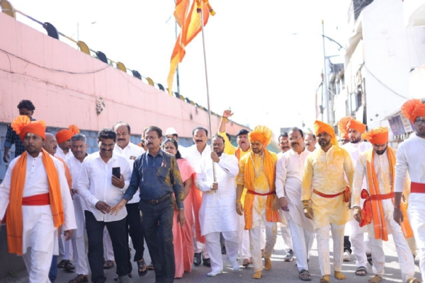 अमरावतीत दुर्गा माता महादौड उत्साहात आणि शौर्याच्या भगव्या जल्लोषात पार