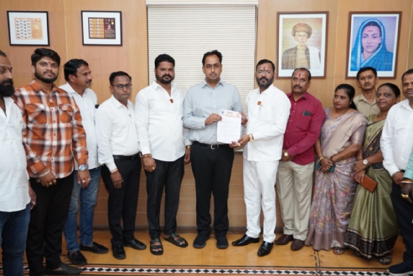 अवकाळी पावसामुळे  नुकसान झालेल्या शेतकऱ्यांना  पॅकेज द्या , छावा क्रांतिवीर सेनेची मागणी