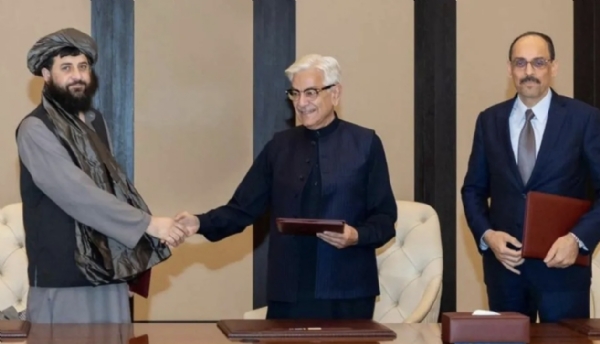 पाकिस्तान आणि अफगाणिस्तान युद्धबंदीवर सहमत पाकिस्तान आणि अफगाणिस्तान युद्धबंदीवर सहमत