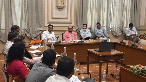 बीड जिल्हा परिषदेचे मुख्य कार्यकारी अधिकारी यांच्या स्तरावर या बाबत तपशिलाने आढावा घेऊन पुढील निर्णय करण्याचे निर्देश मंत्री महोदयांनी दिले आहेत. बीड जिल्हा परिषदेचे मुख्य कार्यकारी अधिकारी यांच्या स्तरावर या बाबत तपशिलाने आढावा घेऊन पुढील निर्णय करण्याचे निर्देश मंत्री महोदयांनी दिले आहेत.