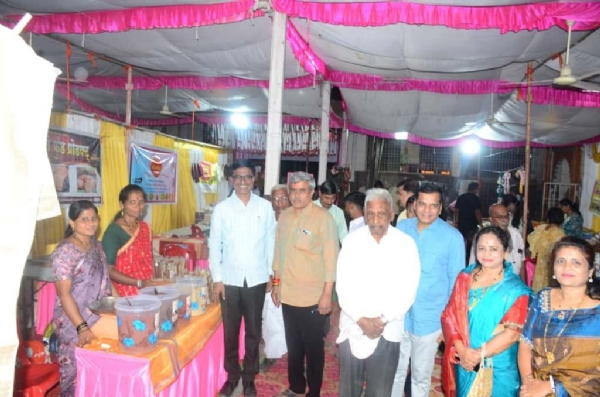 दिवाळी शॉपिंग व फराळ महोत्सवाचे उद्घाटन