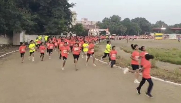 अमरावती हाफ मॅरेथॉन राज्यभरातील शेकडो स्पर्धक सहभागी