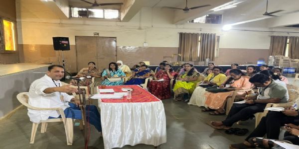 सूत्रसंचालन क्षेत्रात यशस्वी होण्यासाठी अभ्यास आणि तंत्र आवश्यक : विघ्नेश जोशी
