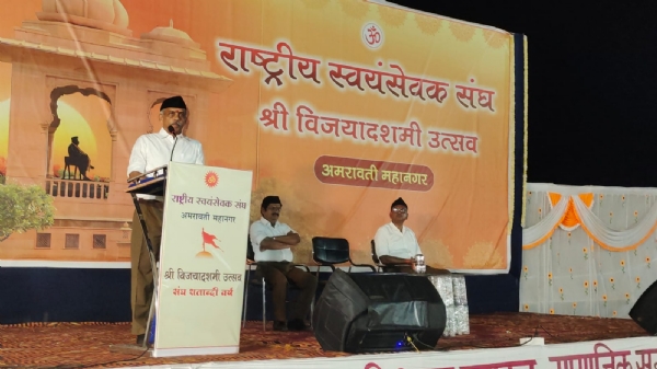 हिंदुत्व व आध्यात्माने भारतीयांना एकासूत्रात बांधले : जे. नंदकुमार अमरावती महानगराचा विजयादशमी उत्सव