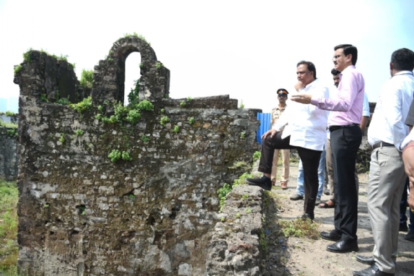 माहिम किल्ला पाहणी आशिष शेलार