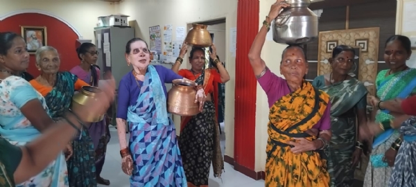 “थेंबथेंब पाण्यासाठी ग्रामस्थांची धावपळ; बोर्ली गावात हंडा मोर्चातून आक्रोश”