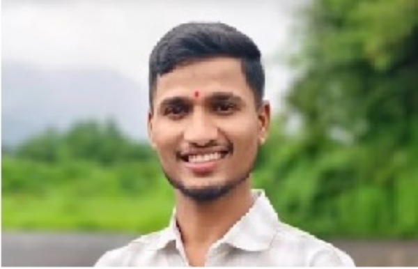 “कर्जतहून निघालेल्या भाविकांचा प्रवास शोकांत — शेगाव रस्त्यावर भीषण अपघात” “कर्जतहून निघालेल्या भाविकांचा प्रवास शोकांत — शेगाव रस्त्यावर भीषण अपघात”