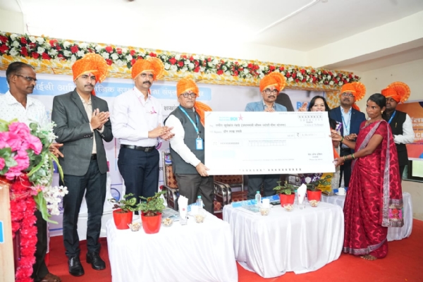 जिल्हा अग्रणी बँकेतर्फे कोतवडे येथे आर्थिक समावेशन शिबिर