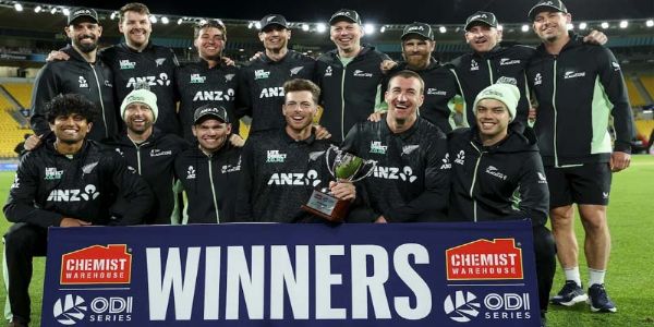न्यूझीलंडने इंग्लंविरुद्धची वन-डे मालिका 3-0 ने जिंकली