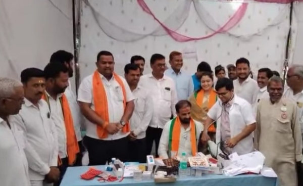 ब्राह्मणगाव येथे दीपस्तंभ प्रतिष्ठानतर्फे आरोग्य शिबिर संपन्न