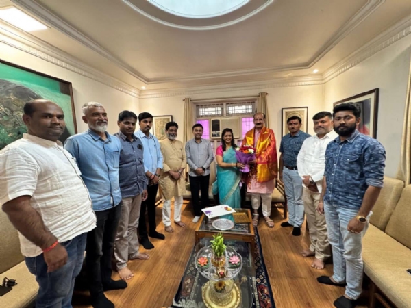 निवडणूक प्रमुख डॅा. अर्चनाताई पाटील चाकूरकर यांची