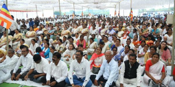 विपश्यना केंद्राने संस्कारक्षम पिढी तयार करावी पालकमंत्री चंद्रशेखर बावनकुळे