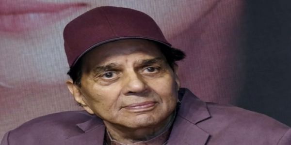 अभिनेते धर्मेंद्र यांची प्रकृती चिंताजनक