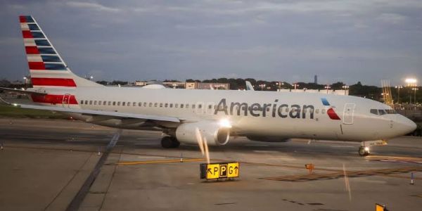 अमेरिकेत तीन दिवसांत ६ हजारांहून अधिक उड्डाणे रद्द