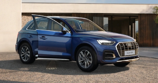 Audi Q3 and Q5  Signature Line