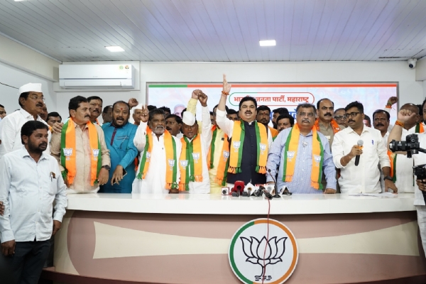 भाजपा प्रदेशाध्यक्ष रविंद्र चव्हाण यांनी केले स्वागत